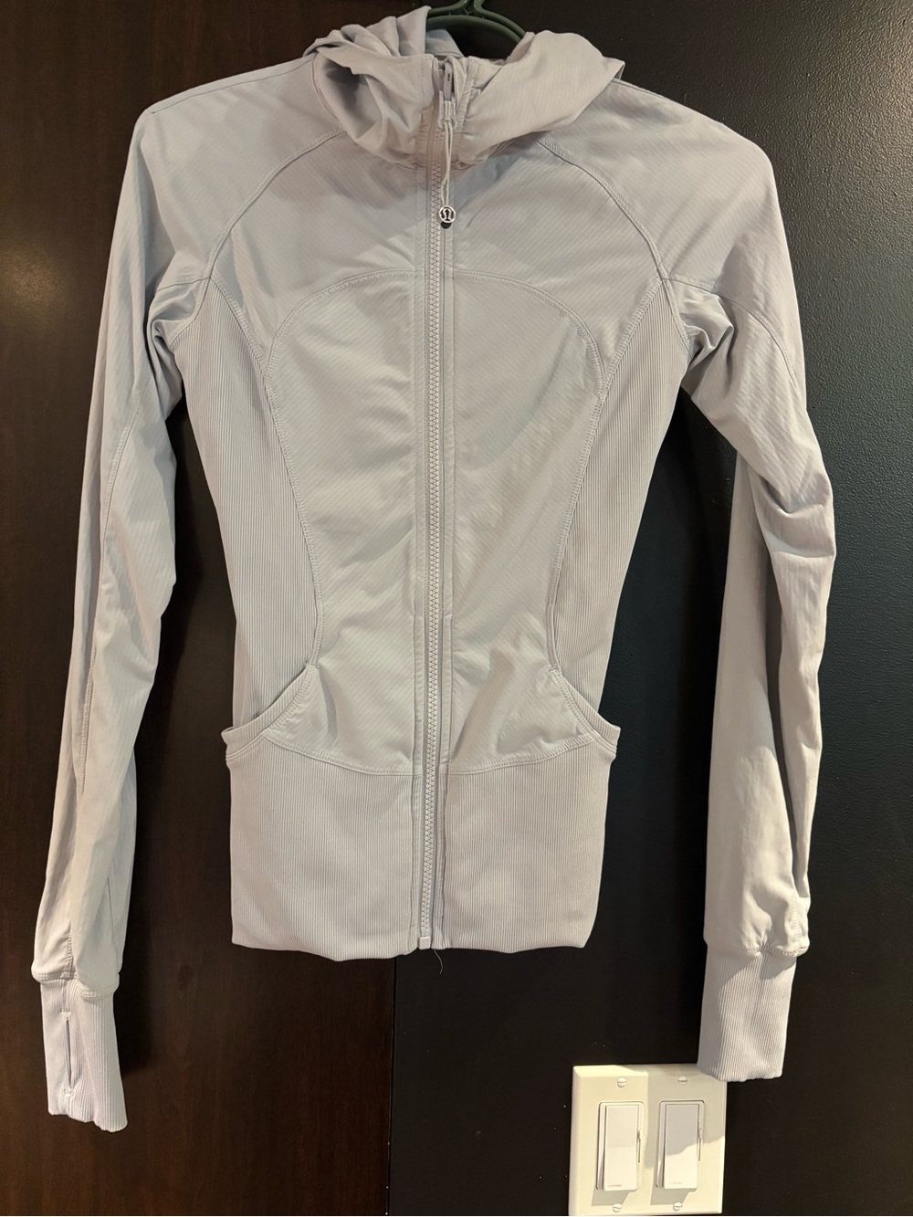 🏔️ LULULEMON reversible jacket